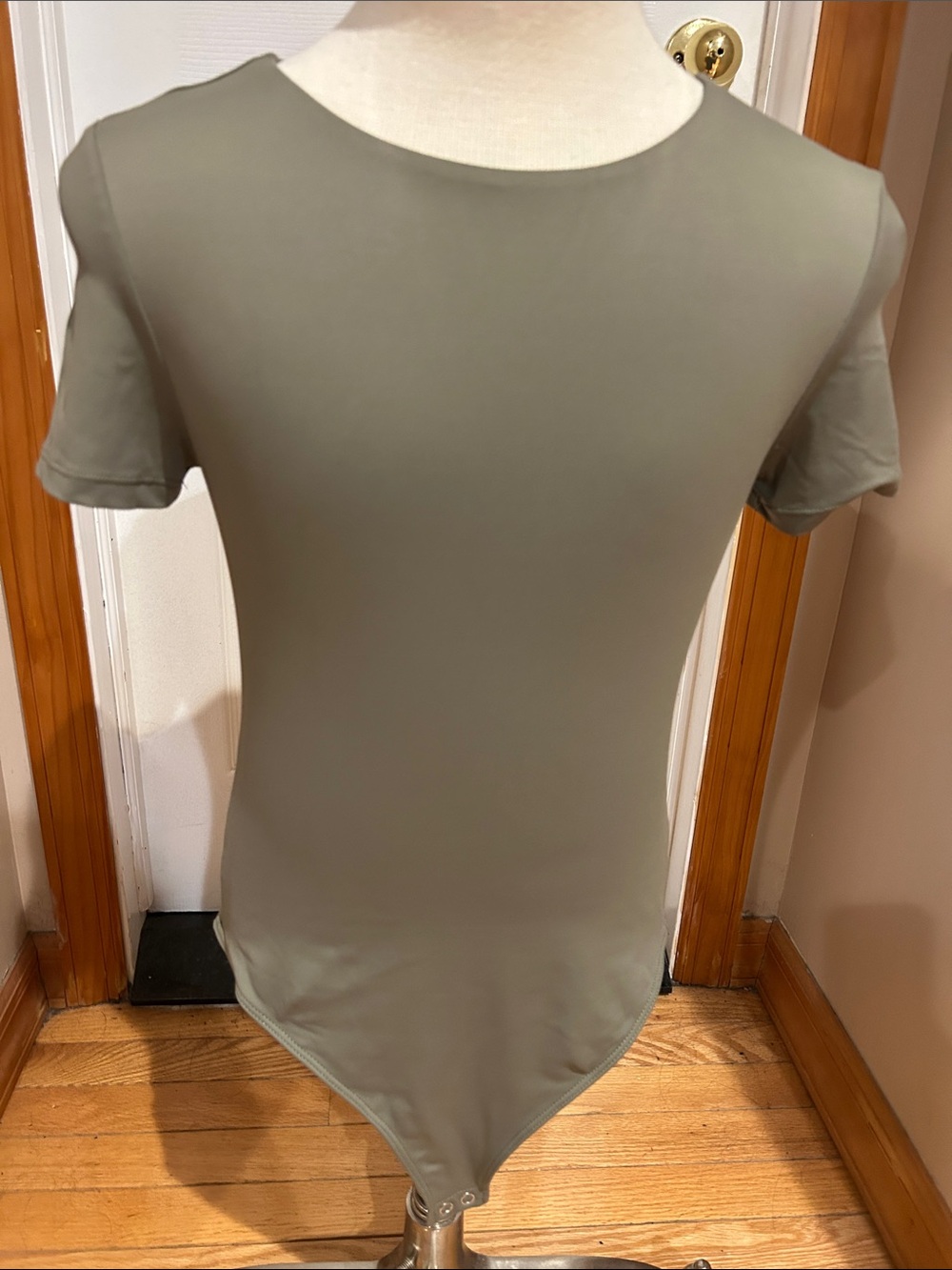 Women's Olive Crew Neck Short Sleeve Bodysuit